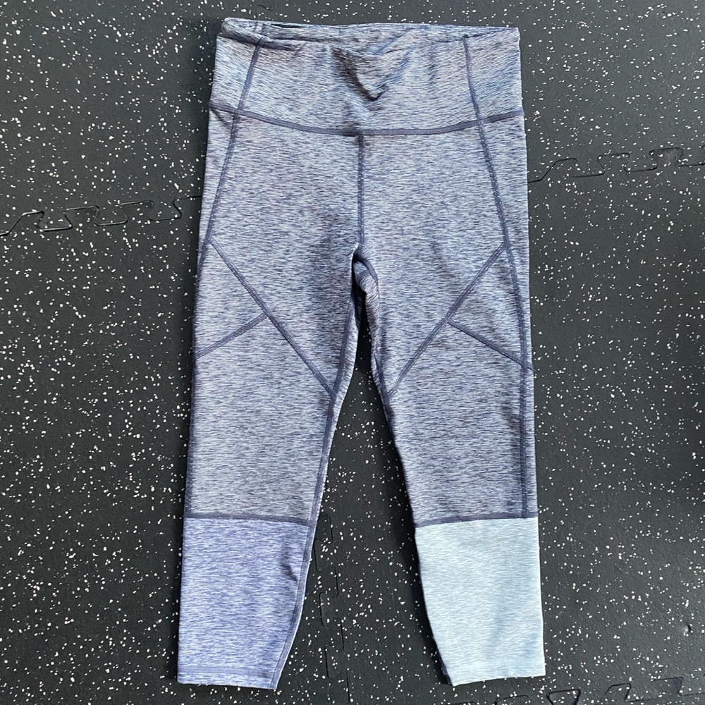 GAP FIT 7/8 length Color block space dyed leggings in size PETITE SM